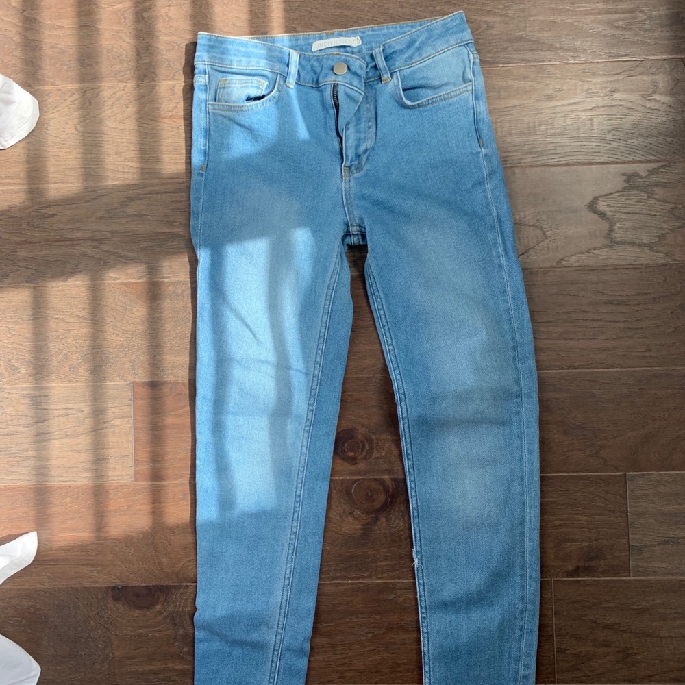Skinny low waist jeans from ASOS.